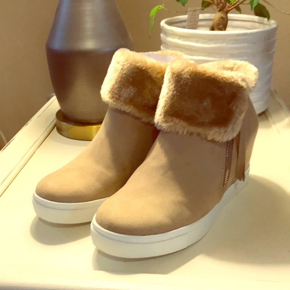 NWT Booties